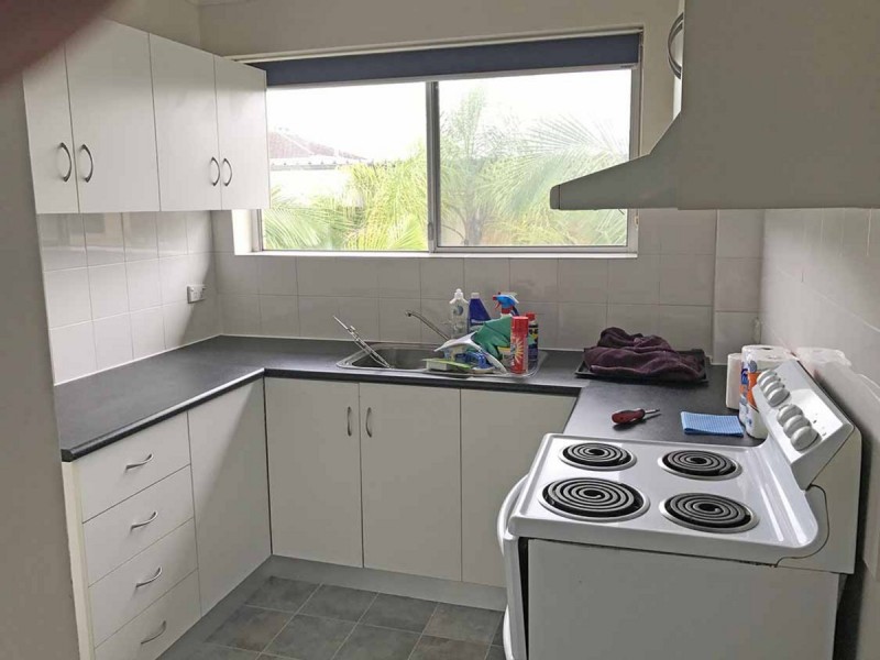 2/11 Robinson, Coorparoo QLD 4151