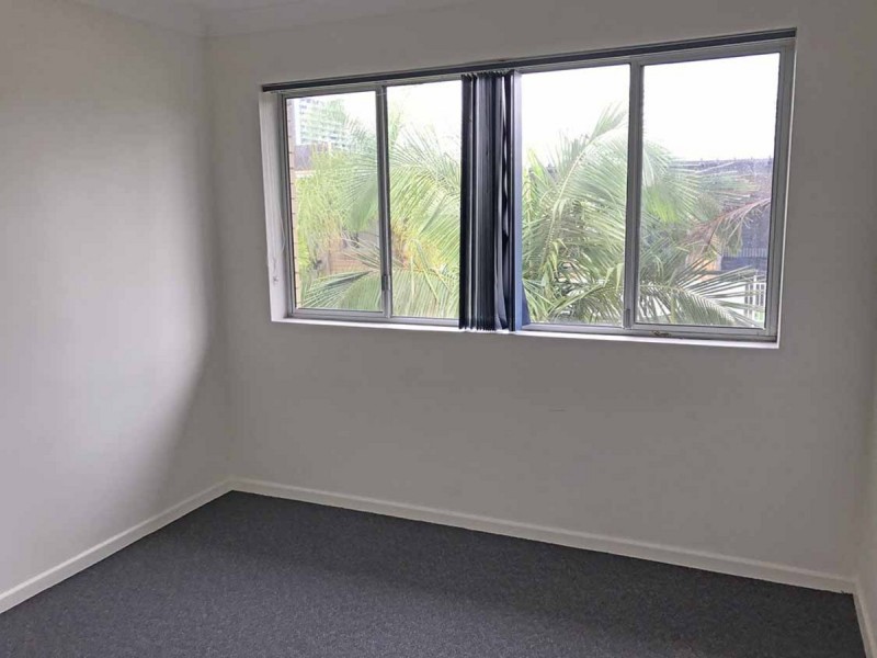 2/11 Robinson, Coorparoo QLD 4151