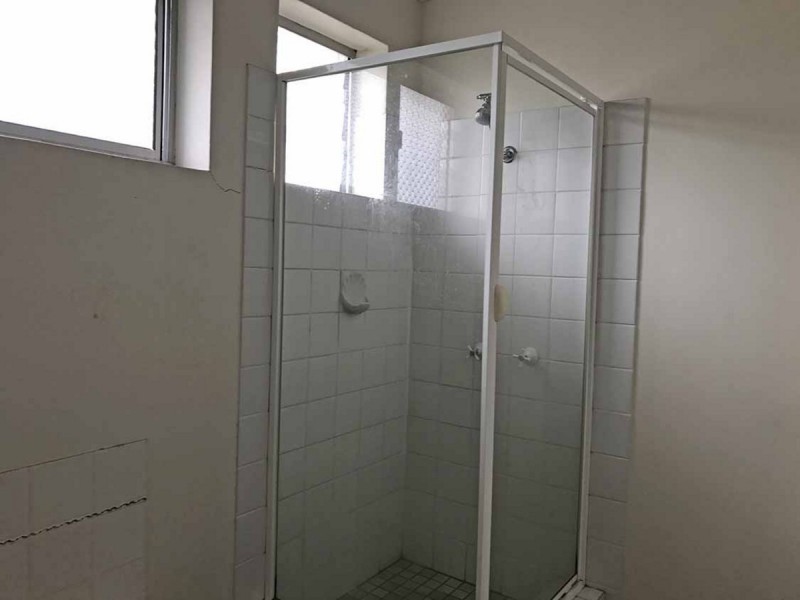 2/11 Robinson, Coorparoo QLD 4151