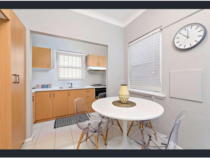 1/5 Esplanade, Ashfield NSW 2131