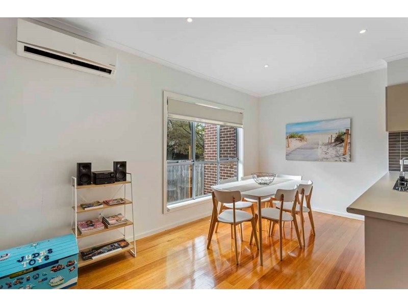 27 Charles Street, Dromana VIC 3936