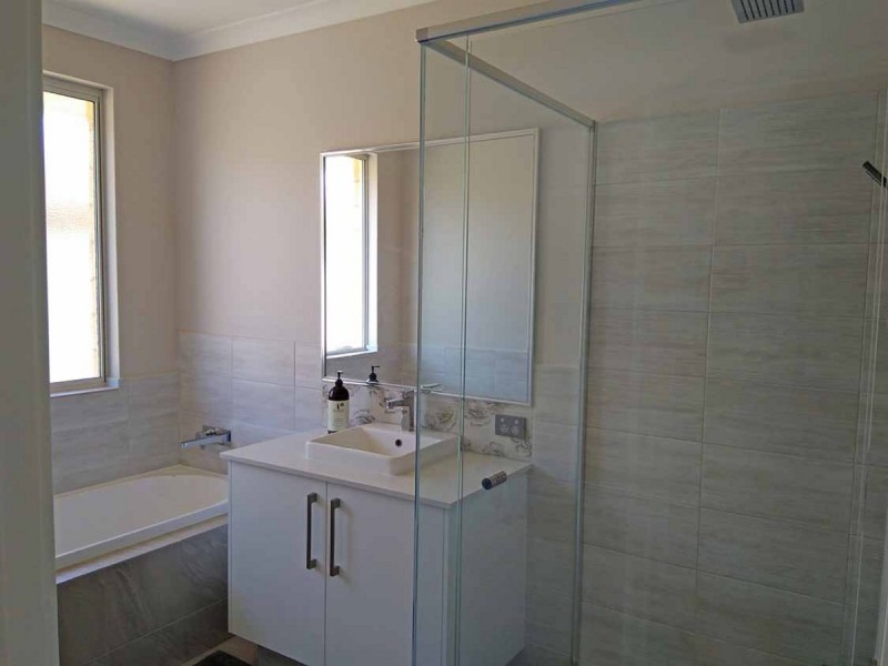 215 Gibbs Street, East Cannington WA 6107