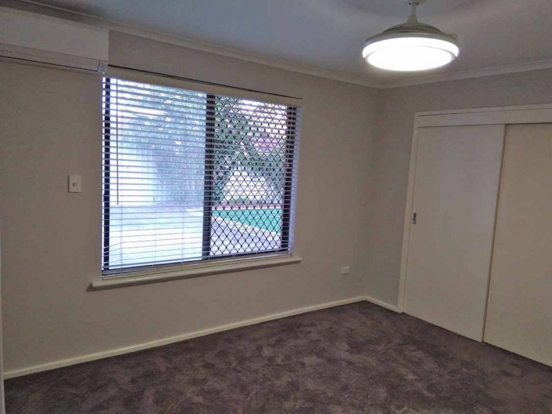 6 Lenna Court, Karawara WA 6152