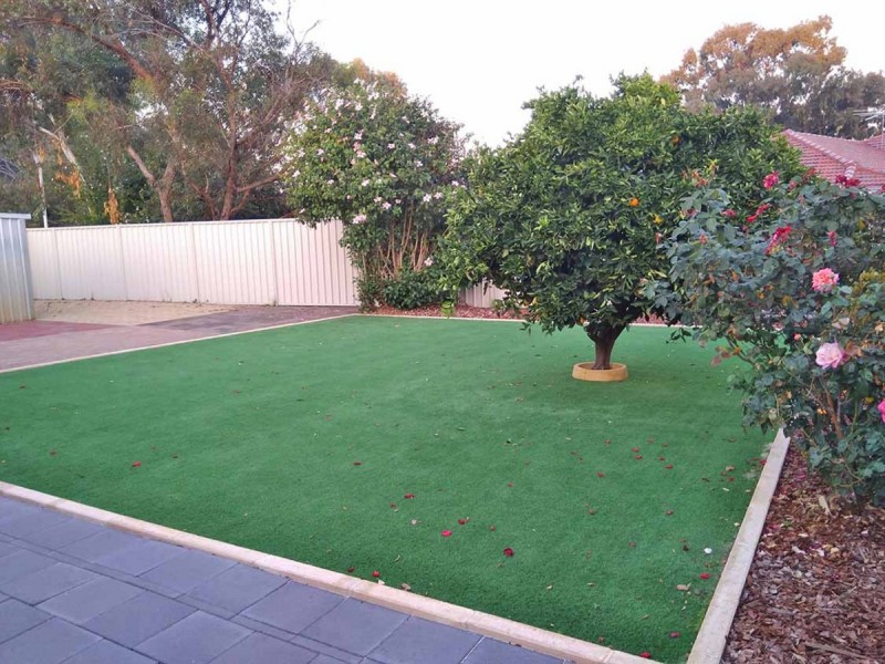 6 Lenna Court, Karawara WA 6152