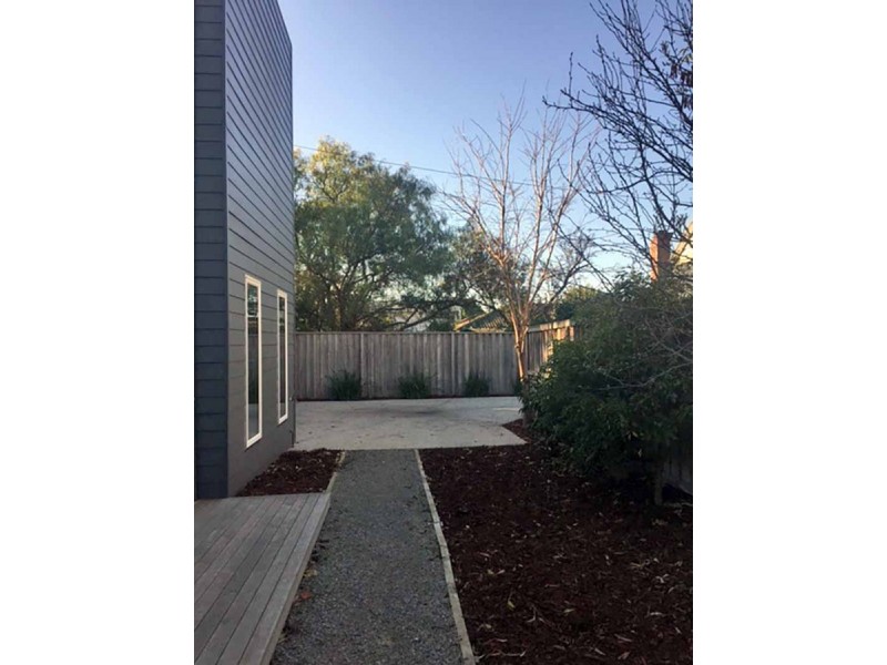 8A Britannia Street, Geelong West VIC 3218