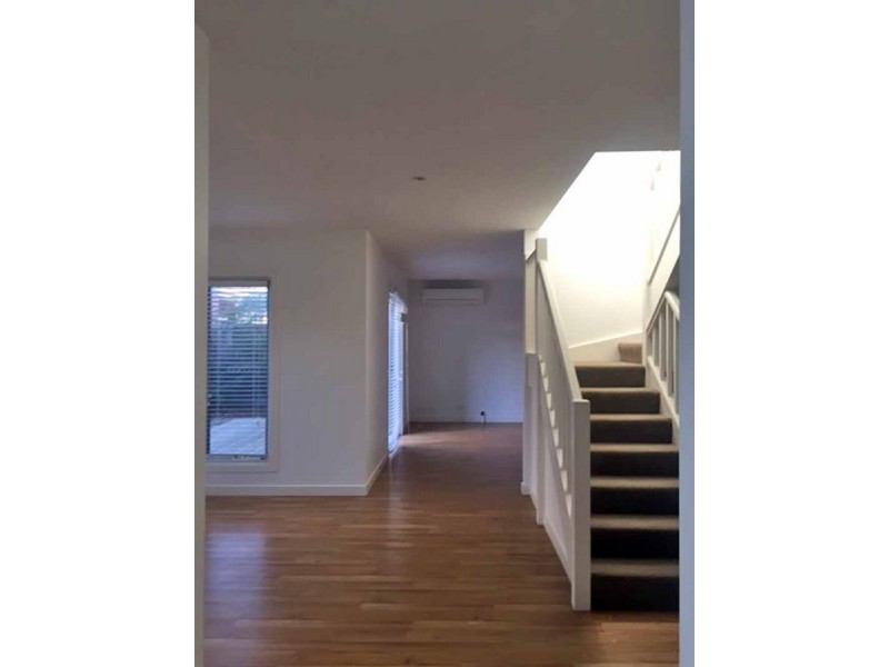 8A Britannia Street, Geelong West VIC 3218