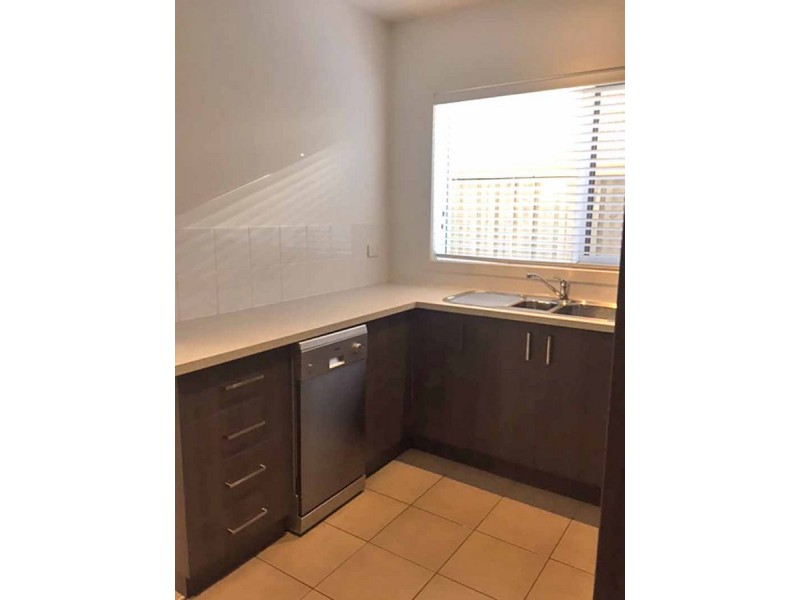 8A Britannia Street, Geelong West VIC 3218