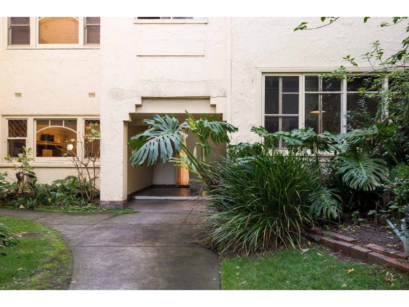 14/6-18 Princes Street, St Kilda VIC 3182
