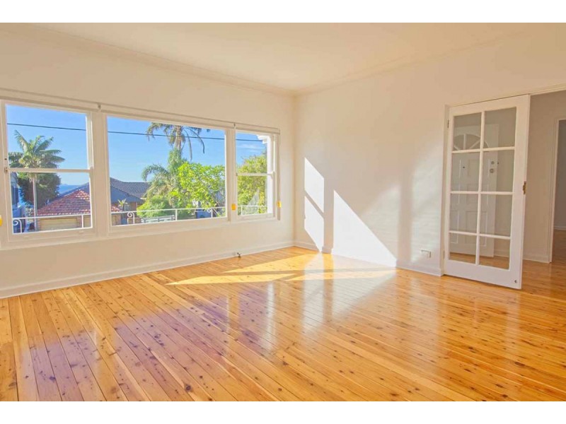 9 Suffolk Avenue, Collaroy Plateau NSW 2097