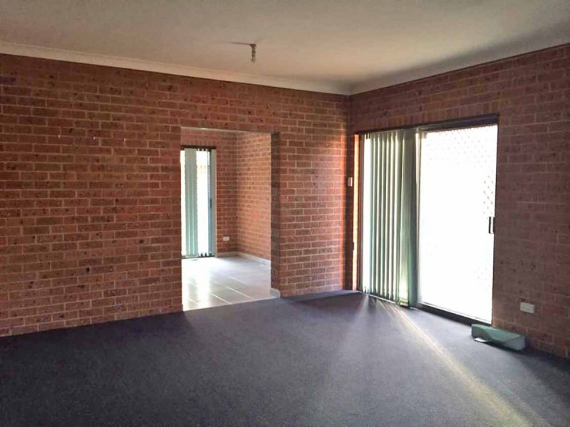 4/210 Denison Street, Hamilton NSW 2303