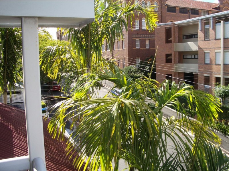 11/37 Thornbury Street, Spring Hill QLD 4000