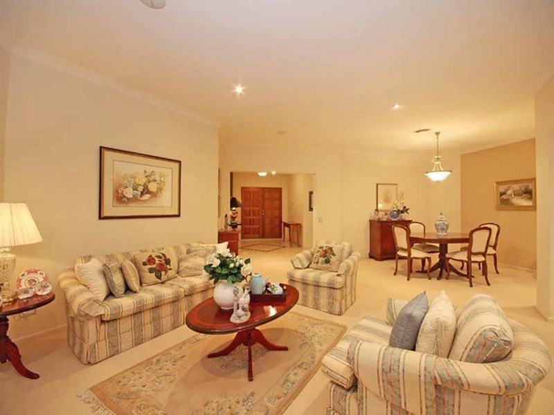 10 Volunteer Street, Newport QLD 4020