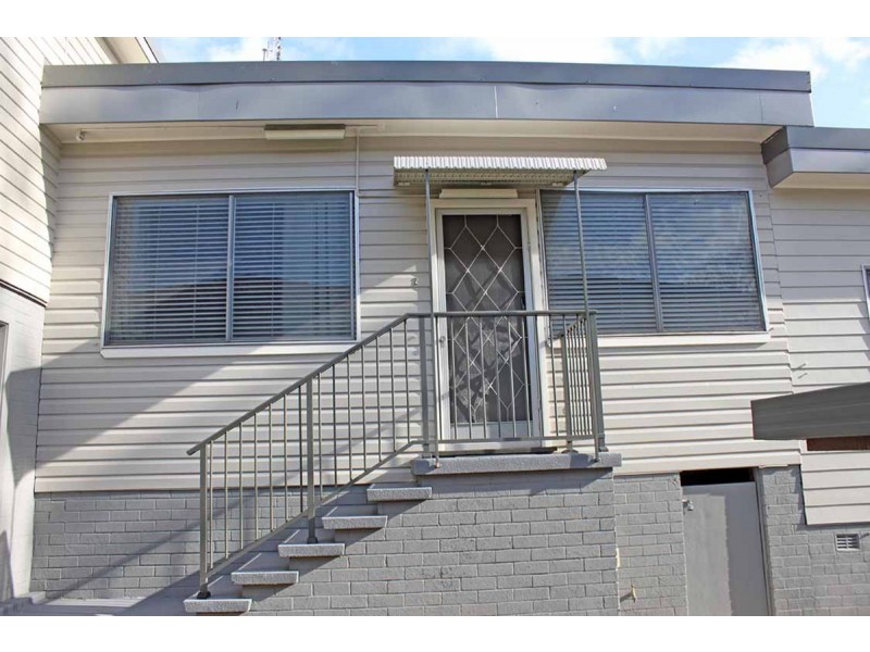 2/10 Kuranda Crescent, Kotara NSW 2289