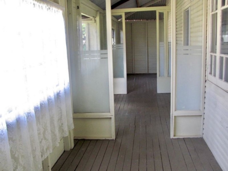 14 Bradys Road, Highfields QLD 4352