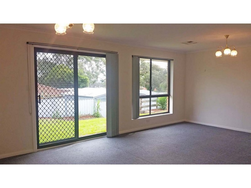 1 Curtis Court, Happy Valley SA 5159