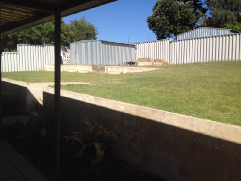 3 Lind Court, Quinns Rocks WA 6030