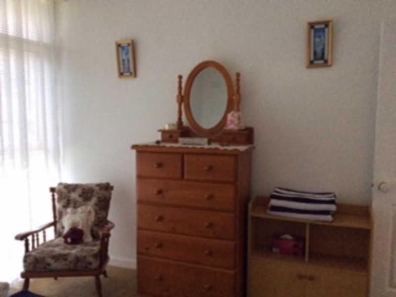 8 Robin Street, Lakes Entrance VIC 3909