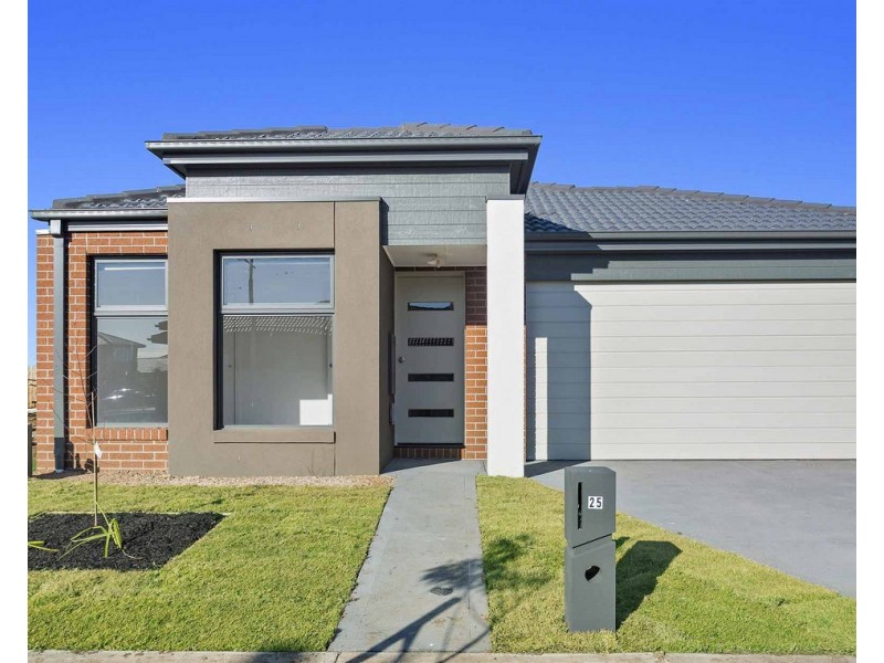 25 Singleton Way, Point Cook VIC 3030