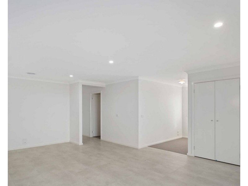 25 Singleton Way, Point Cook VIC 3030