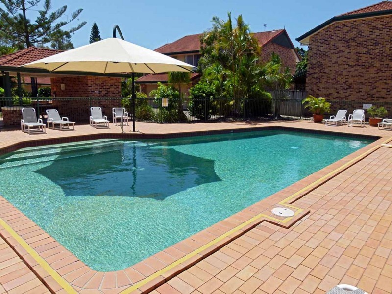 30/1-5 Santa Cruz Blvde, Clear Island Waters QLD 4226