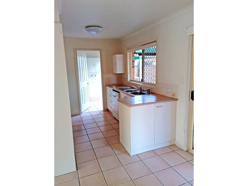 30/1-5 Santa Cruz Blvde, Clear Island Waters QLD 4226
