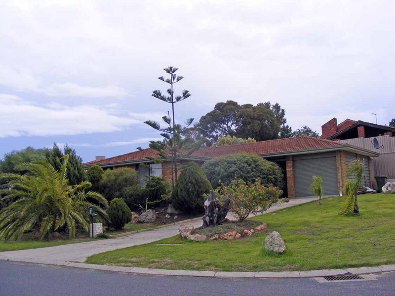 19 Estuary Way, Heathridge WA 6027