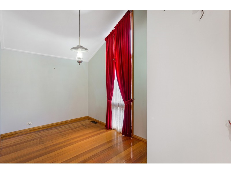 22 Rathdowne Circuit, Melton West VIC 3337