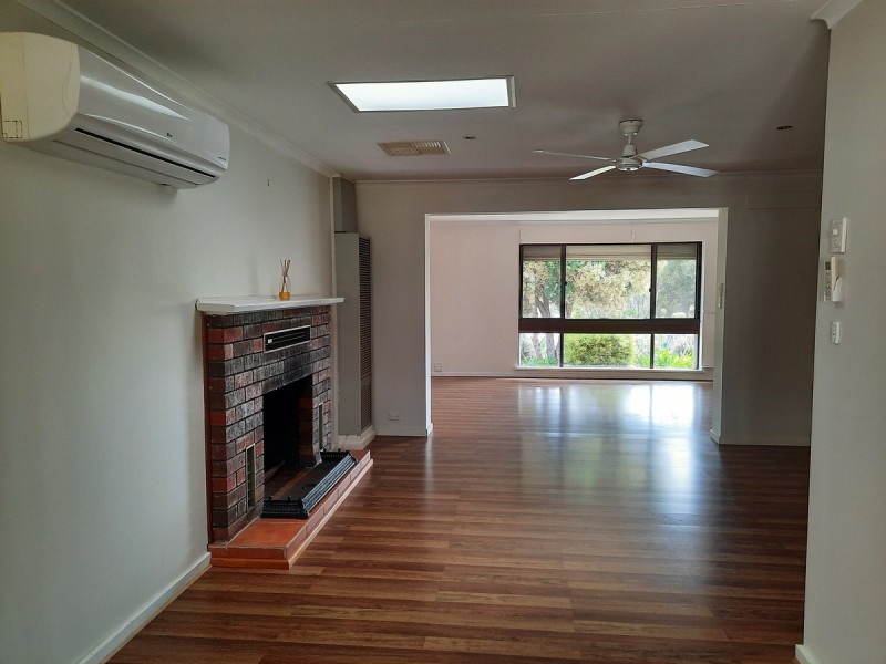 9 Narida Street, Hallett Cove SA 5158