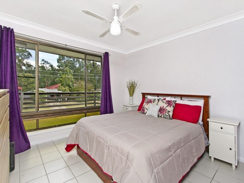 15 Springfield Crescent, Daisy Hill QLD 4127