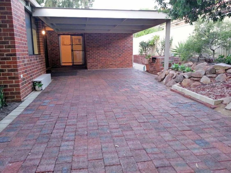 17 Amethyst Way, Carine WA 6020