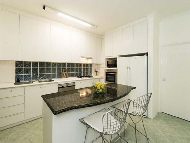 23 Central Avenue, Mount Pleasant WA 6153