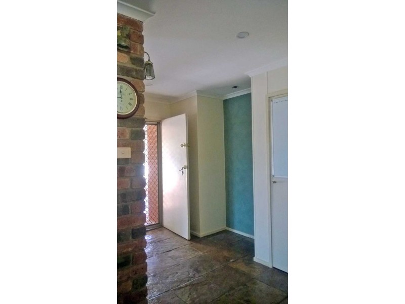 17 Elliott Cresent, Dampier WA 6713