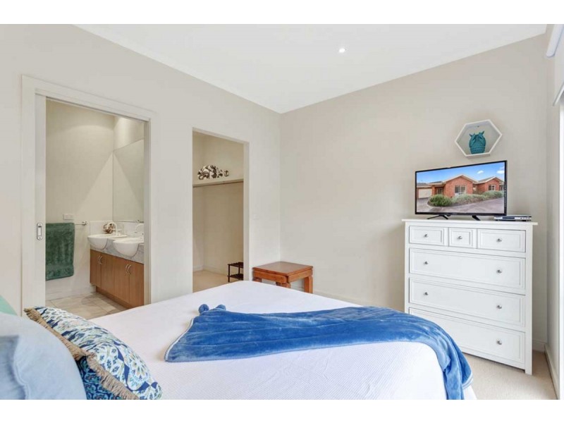 3/186 Dromana Parade, Safety Beach VIC 3936