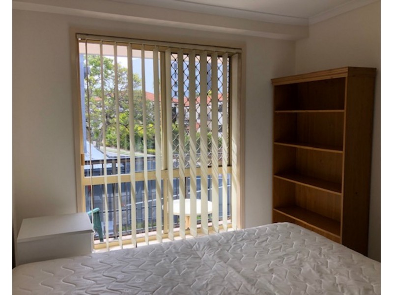 17/63 Queen Street, Southport QLD 4215