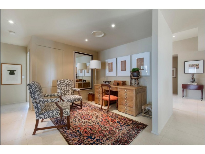 104 Shorehaven Drive, Noosaville QLD 4566