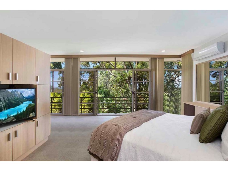 200 Simpsons Road, Currumbin Waters QLD 4223