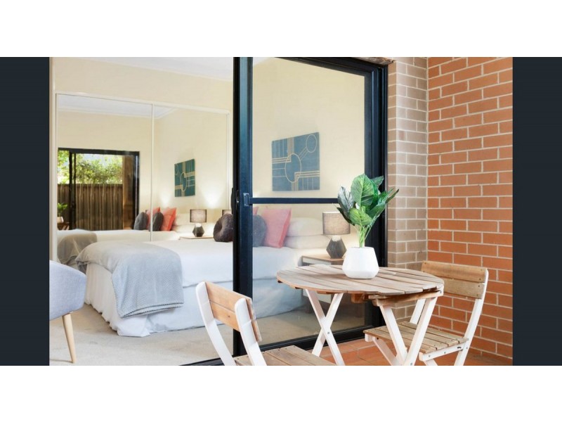 2/72 Marsden Street, Parramatta NSW 2150