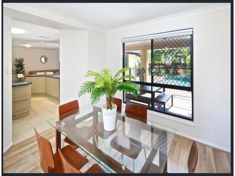 4 Lidgard Street, Thornlands QLD 4164