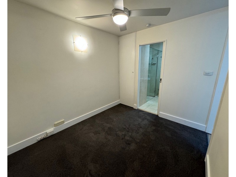 B11/73 Haines Street, North Melbourne VIC 3051