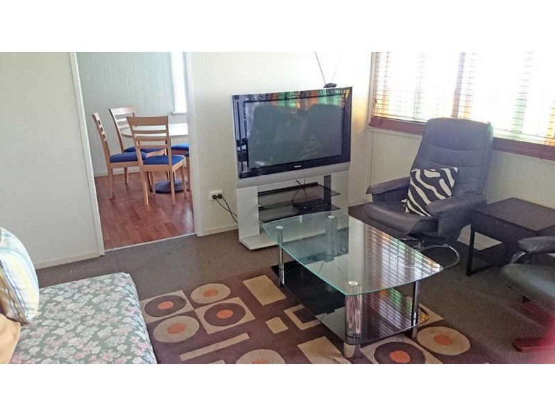 2/1 Peterson Street, Woolloongabba QLD 4102