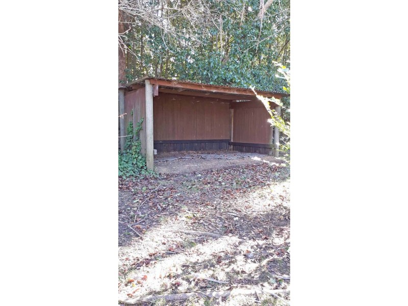 121 Waratah Road, Wentworth Falls NSW 2782