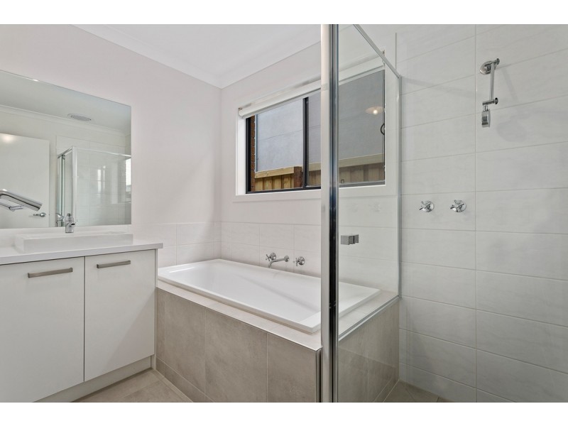 20 Oberon Street, Point Cook VIC 3030