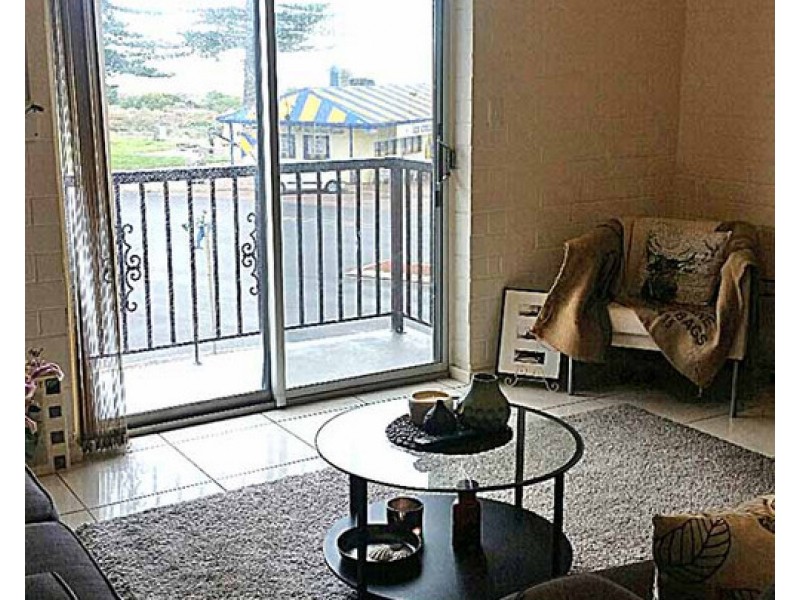 8/1 Jetty Road, Largs Bay SA 5016