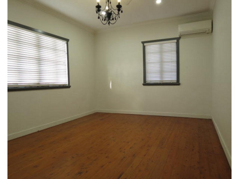 101 Ferguson Road, Camp Hill QLD 4152