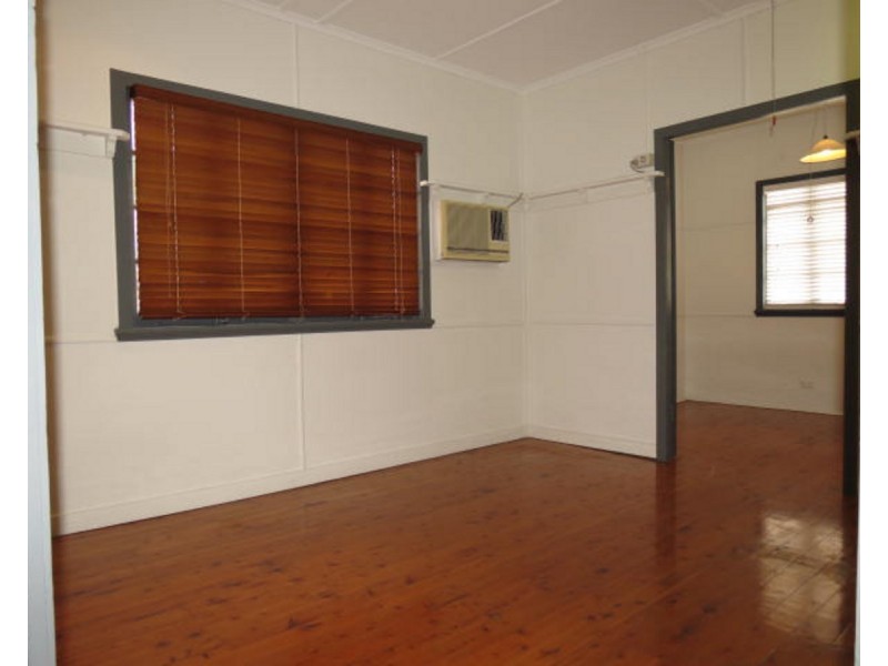 101 Ferguson Road, Camp Hill QLD 4152