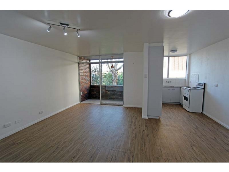 2/108 River Terrace, Kangaroo Point QLD 4169