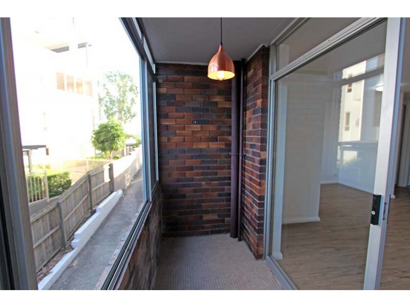 2/108 River Terrace, Kangaroo Point QLD 4169