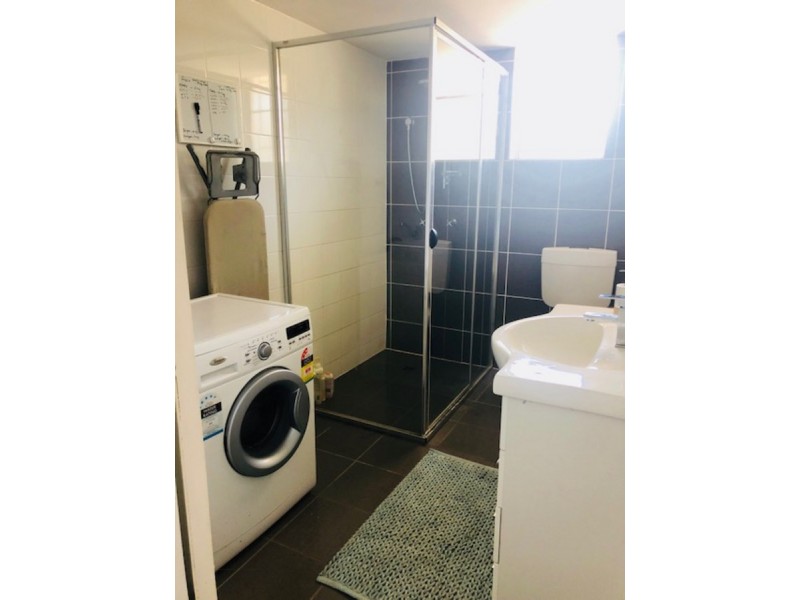 2/108 River Terrace, Kangaroo Point QLD 4169