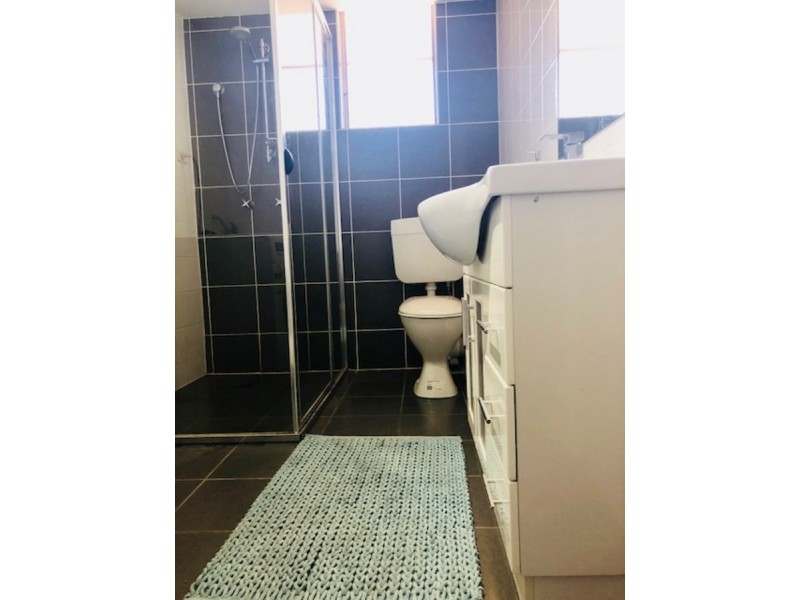 2/108 River Terrace, Kangaroo Point QLD 4169