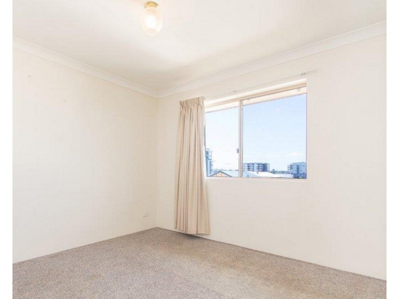 4/135 Miller Street, Chermside QLD 4032